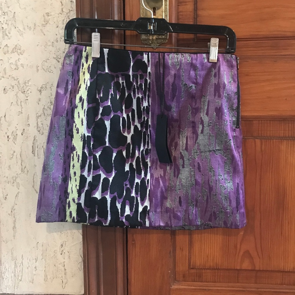 Size 2 Kenneth Cole mini skirt